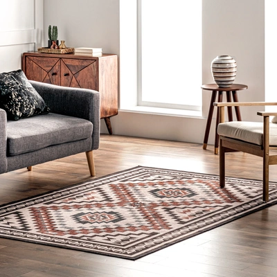 Nuloom Leighton Machine Washable Southwestern Medallion Area Rug