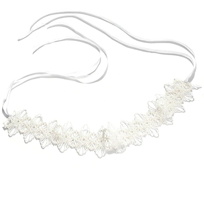 Sohi Women White Floral Choker Necklace