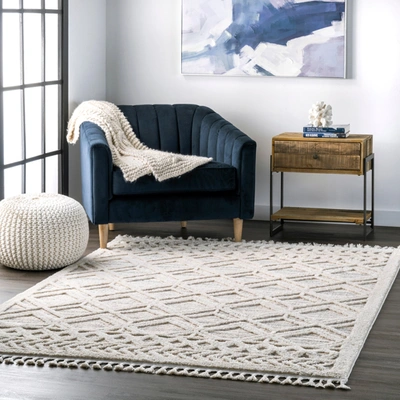 Nuloom Ansley Soft Lattice Textured Tassel Area Rug
