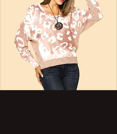 Jupee V Neck Leopard Print Sweater In Mauve In Pink