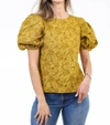 2.7 AUGUST APPAREL LISA PUFF SLEEVE TEXTURED TOP IN GOLD