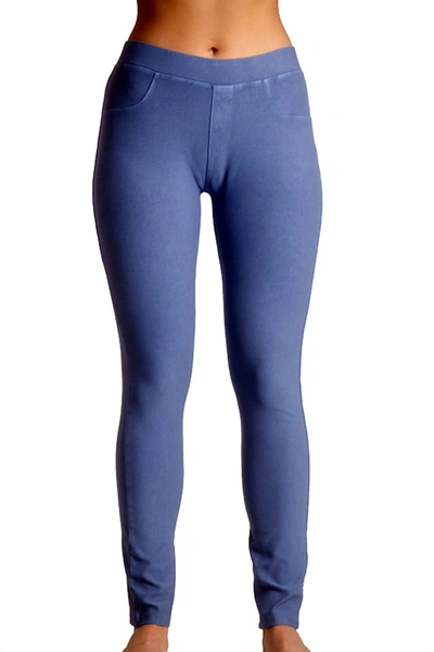 French Kyss Mid Rise Leggings In Denim In Blue