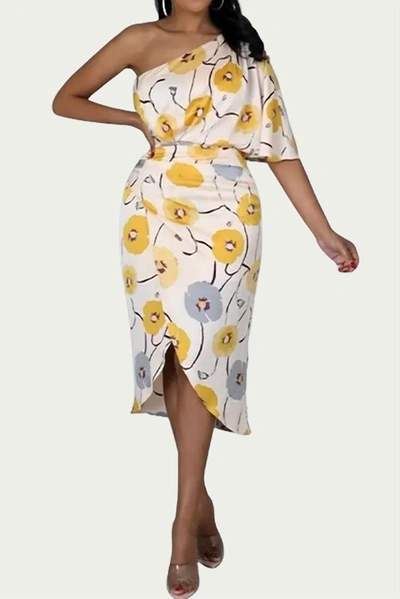 Black Pearl Clothing One-shoulder Ruched Floral-print Midi Dress In Yellow In Beige