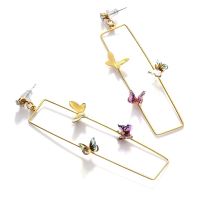 Sohi Gold Plated Butterfly Shaped Earring In Pink