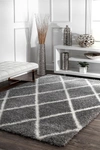 Nuloom Machine Made Diamond Shag Area Rug