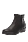 PROPÉT WAVERLY ANKLE BOOT - EXTRA EXTRA WIDE IN BLACK