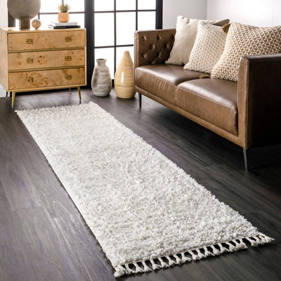 Nuloom Neva Cozy Plush Shag With Tassels Area Rug