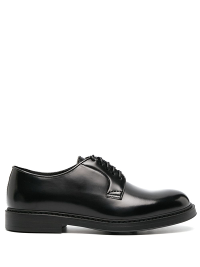 Doucal's Lace Up Shoes In Black