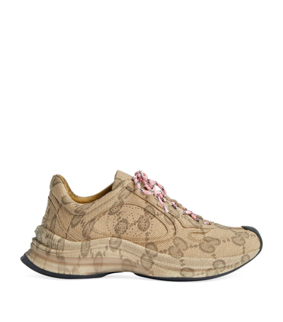 Gucci Women's Gg Leather Runner Trainers In Beige