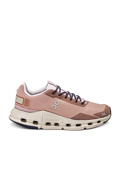 On Cloudnova Form Trainer In Rosebrown & Orchid