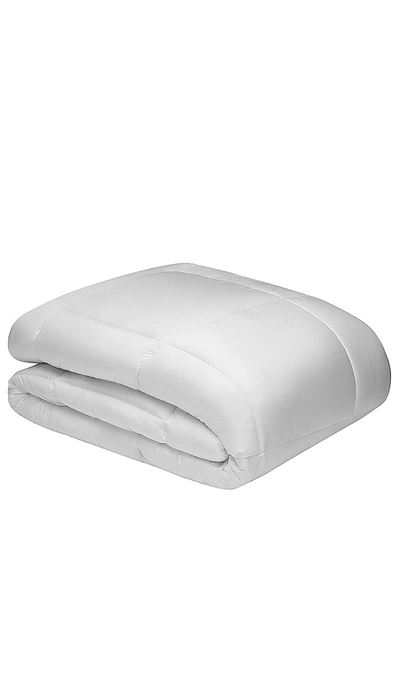 Ettitude King/cal King Down Alternative Comforter – 白色 In 화이트