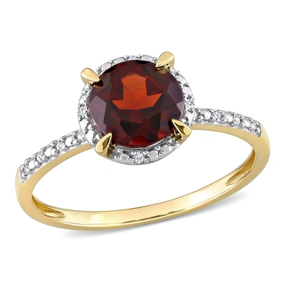Mimi & Max Garnet Halo Ring With Diamonds In 10k Yellow Gold In Red