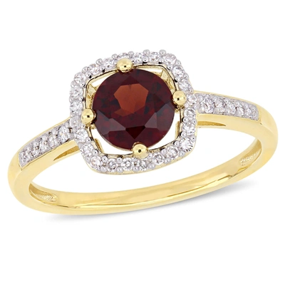 Mimi & Max 1 Ct Tgw Garnet And 1/7 Ct Tw Diamond Halo Ring In 10k Yellow Gold In Red