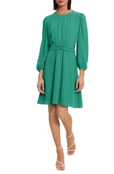Donna Morgan Ruched Waist Fit & Flare Dress In Golf Green