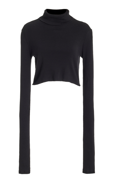 Éterne Cropped Fitted Turtleneck Top In Black