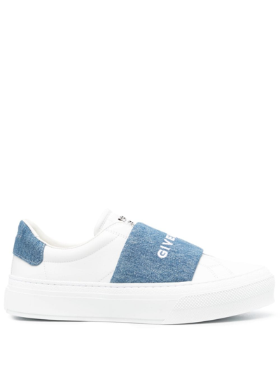 Givenchy 4g Motif Slip-on Sneakers In 白色