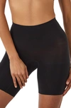 SPANX EVERYDAY SHAPING SHORTS