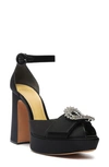 Alexandre Birman Madelina Curve Velvet Pump In Black