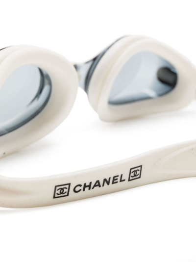 Pre-owned Chanel Logo-print Oval-frame Goggles In 黑色