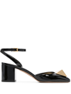 Valentino One Stud Leather Pumps In Schwarz