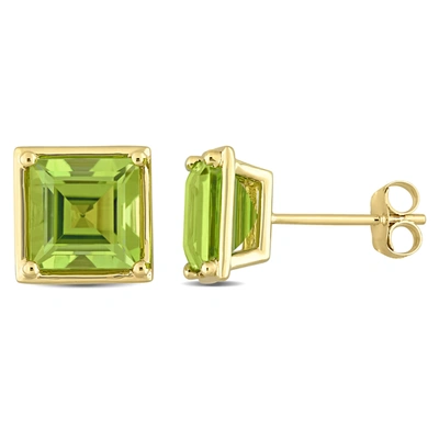Mimi & Max 3 1/2ct Tgw Square Peridot Stud Earrings In 14k Yellow Gold In Green