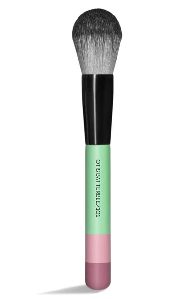 Otis Batterbee 101 Powder Brush In Verde