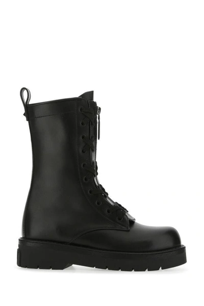Valentino Garavani One Stud Ankle Boots In Black