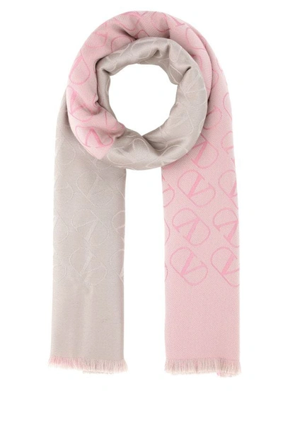 Valentino Garavani Logo Embroidered Contrasting Scarf In Pink