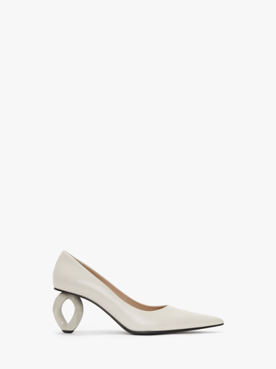 Jw Anderson Chain Pointed-toe Leather Pumps In Neutrals