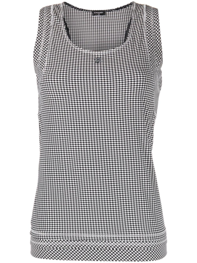 Pre-owned Chanel Cc Houndstooth-pattern Tank Top In Black