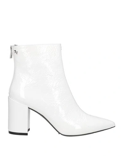 Zadig & Voltaire Woman Ankle Boots White Size 8 Soft Leather