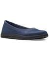 CLARKS WOMEN'S BREEZE AYLA ROUND-TOE SLIP-ON FLATS