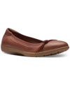 Clarks Meadow Rae In Tan Leathe