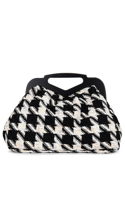 Btb Los Angeles Colette Clutch In Black,white