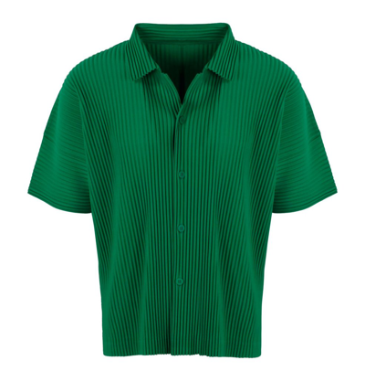 Issey Miyake Homme Plissé  Pleated Short In Green