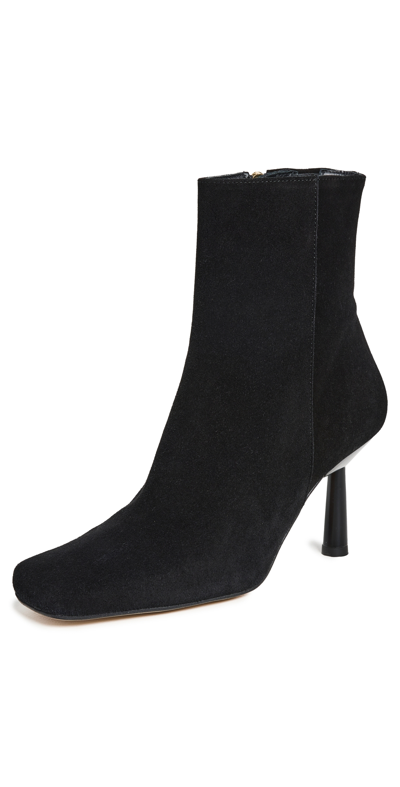 Alohas Frappe Boots In Black