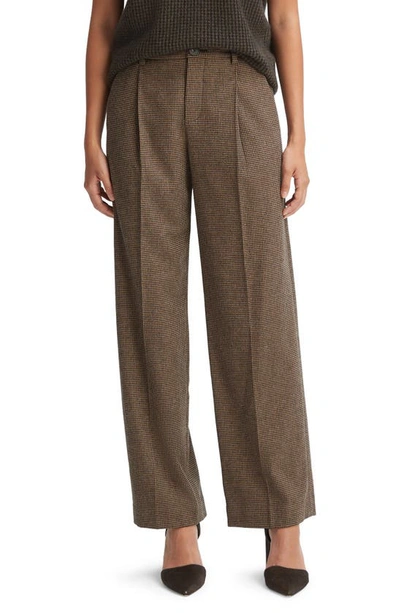 Vince Pleated Houndstooth Straight Leg Pants In Black/ Camel