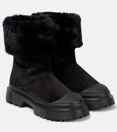 Hogan H619 Suede Ankle Boots In Black