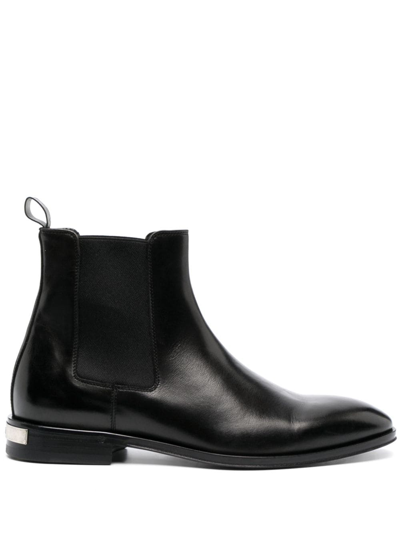 Roberto Cavalli Engraved-logo Leather Boots In Black