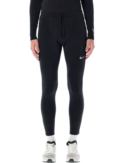 Nike Challenger Dri In Black