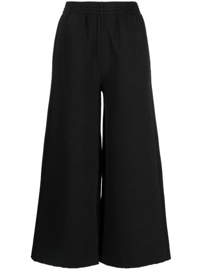 Mm6 Maison Margiela Logo-embroidered Cropped Cotton Trousers In Black