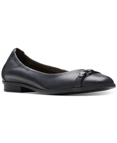 Clarks Women's Lyrical Sky O-ring Strapped Ballet Flats In Black