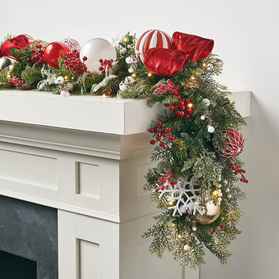 Frontgate Peppermint Dreams Garland