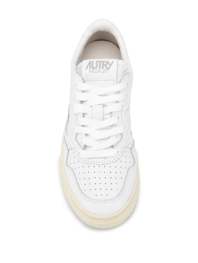 AUTRY MEDALIST LOW WOM SNEAKERS