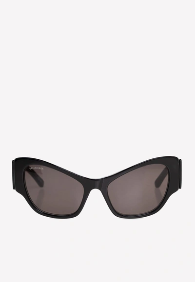 Balenciaga Cat-eye Logo Sunglasses In Gray