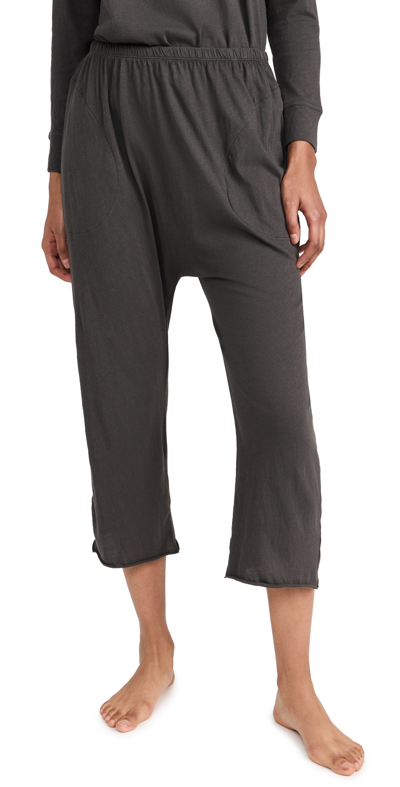 The Great The Lounge Crop Pants In Washed Black