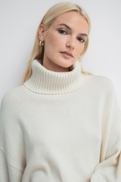Florere Cashmere Roll Neck Jumper In Ivory