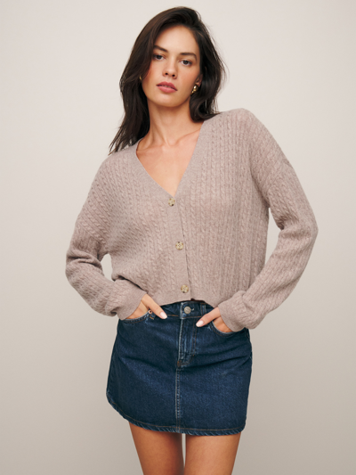 Reformation Giusta Cropped Cashmere Cardigan In Oatmeal