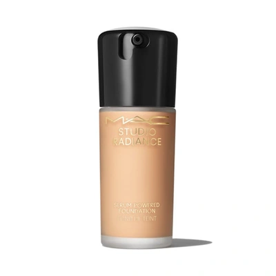 Mac Cosmetics Uk Mac Studio Radiance Serum-powered Foundation In Dewy Foundation