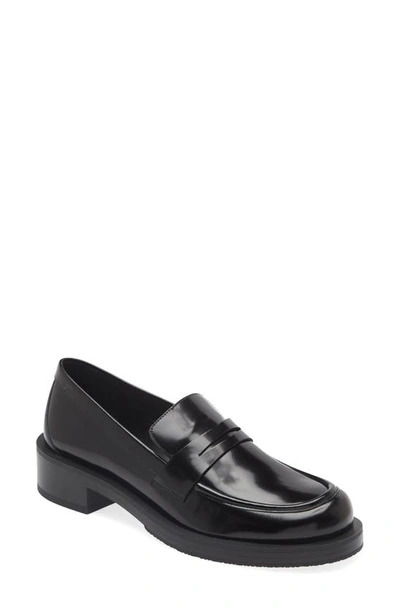 Stuart Weitzman Palmer Patent Penny Loafers In Black